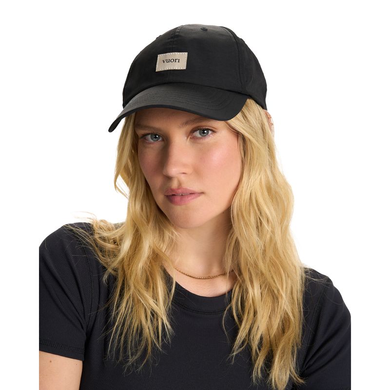 Vuori-Label-Hat-Black
