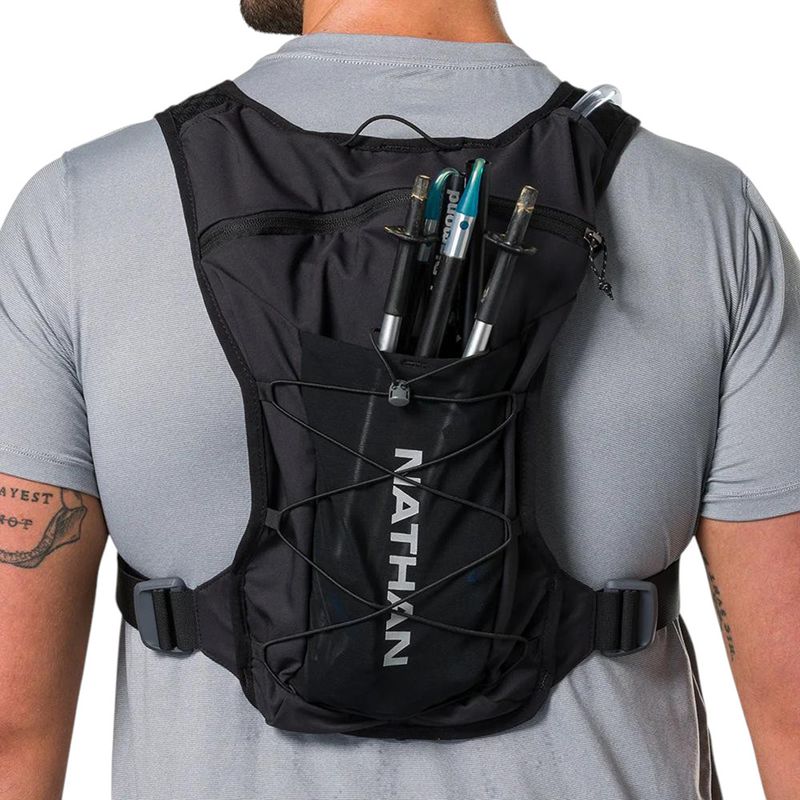Nathan-QuickStart-3.0-Hydration-Pack---6L-Black---Reflective-Silver