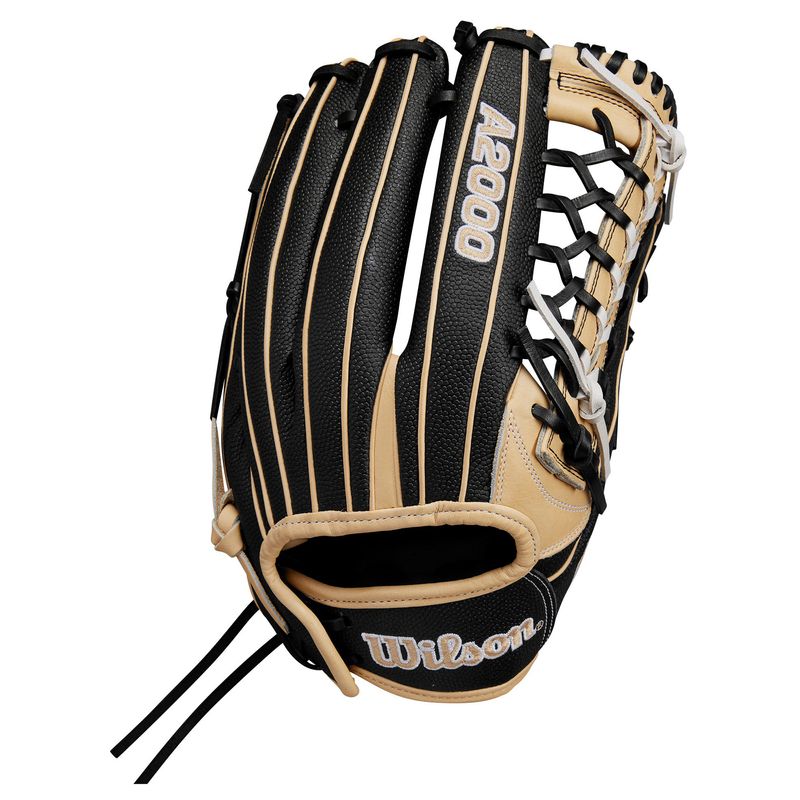 Wilson A2000 Classic T125 Fastpitch Softball Glove Blonde / Black / White