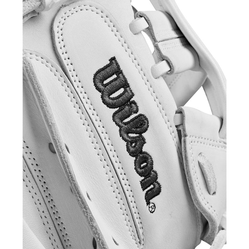 Wilson A1000 CM33 Fastpitch Softball Catcher Mitt White / Black / Red