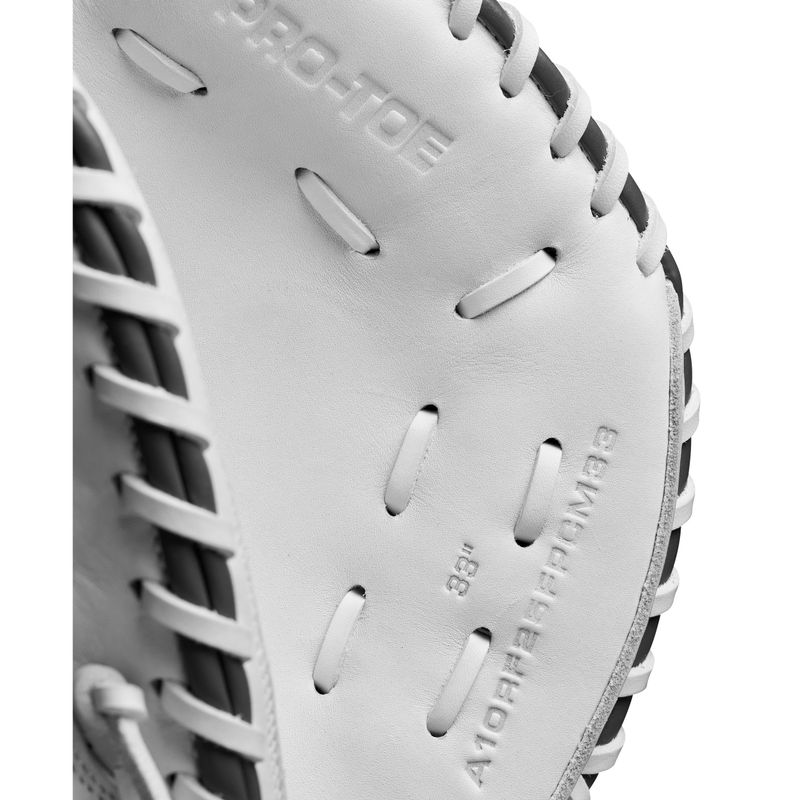 Wilson A1000 CM33 Fastpitch Softball Catcher Mitt White / Black / Red