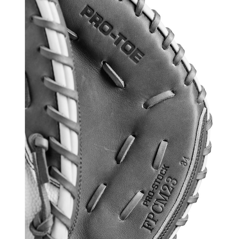 Wilson A2000 FPCM23 Fastpitch Softball Catcher Mitt Grey / White