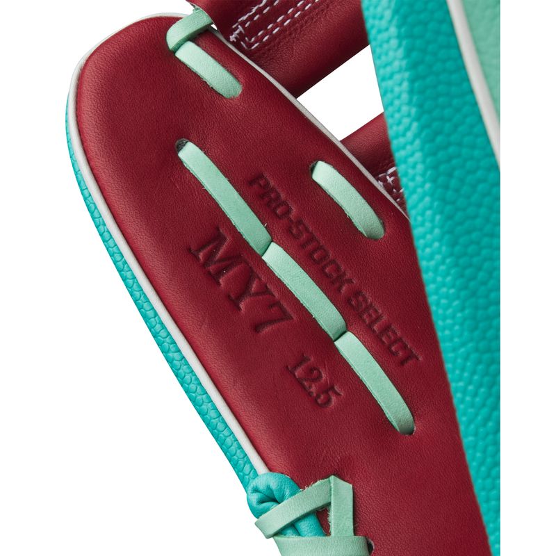 Wilson A2K MY7SS 12.5" Outfield Baseball Glove - 2025 Brick Red / Seafoam / Pink