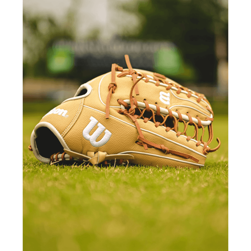 Wilson Steven Kwan A2000 SK38 GM Outfield Baseball Glove Fall 2024 Blonde / Blonde SuperSkin / Saddle Tan / White
