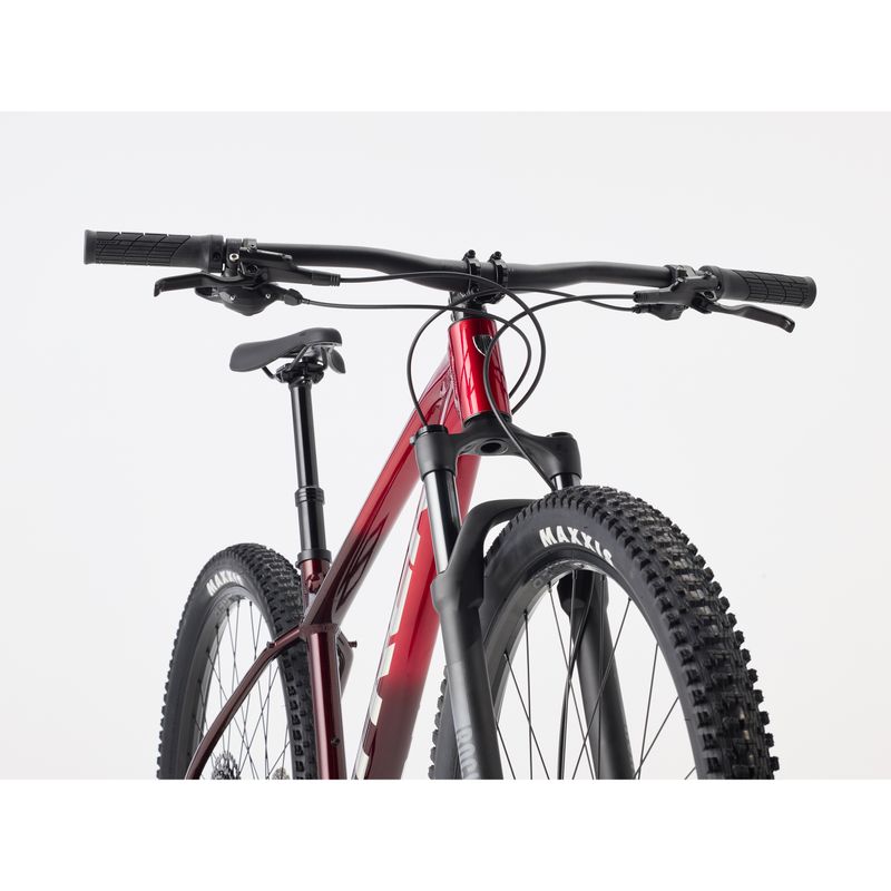 Trek Marlin 7 Gen 3 Bike - 2026 Fury Red Lithium Grey Fade