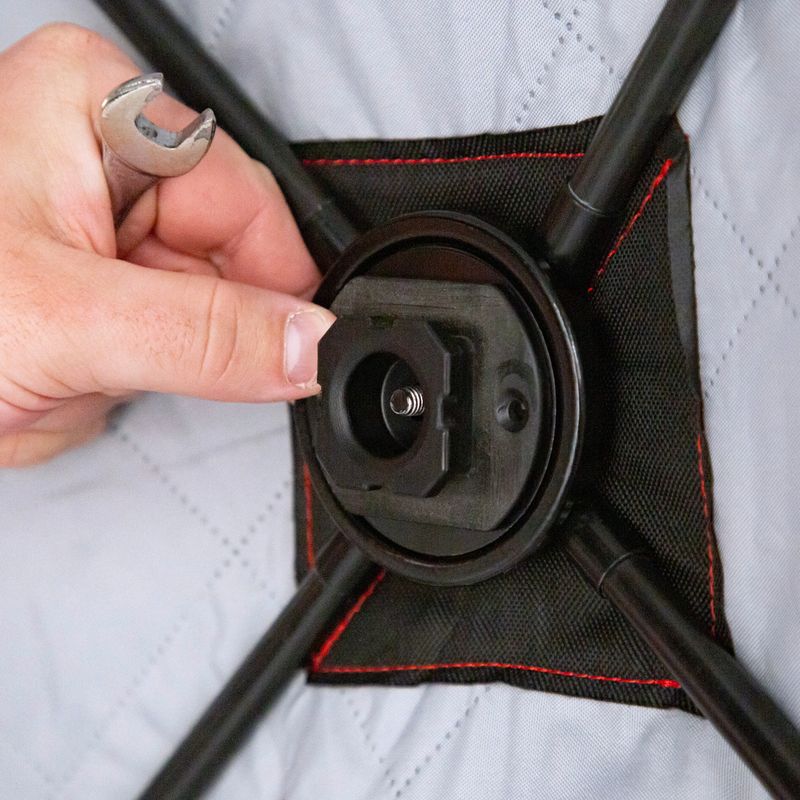 Eskimo E-Hub Rod Holder Black