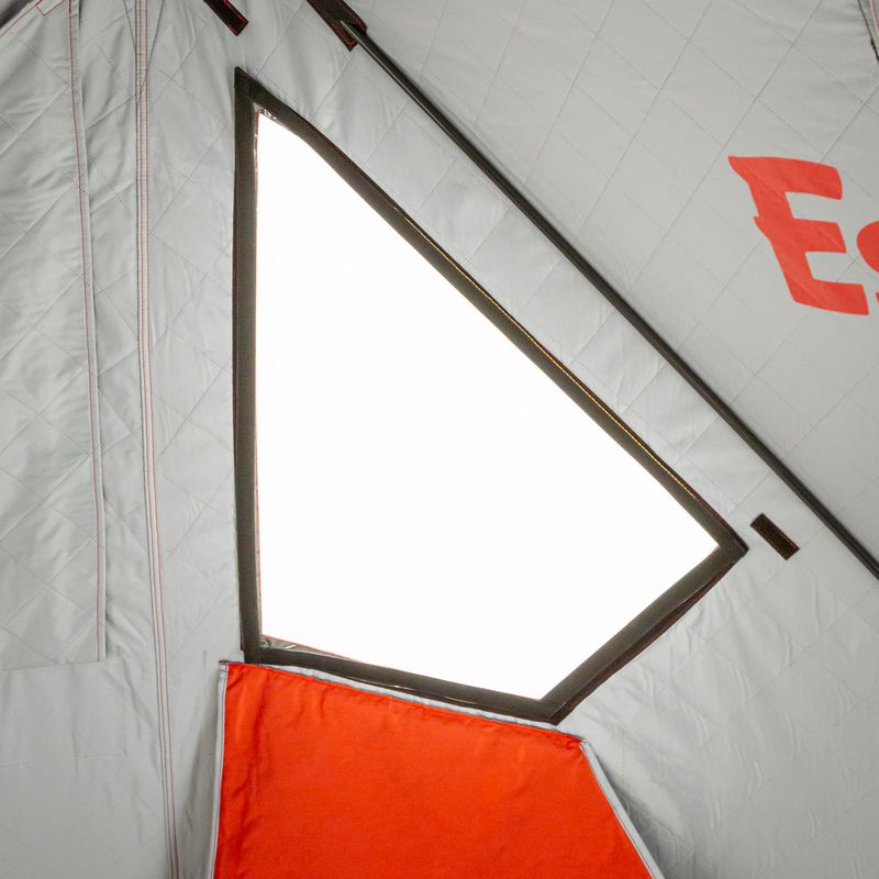 Eskimo Outbreak 650XDP Red / Black