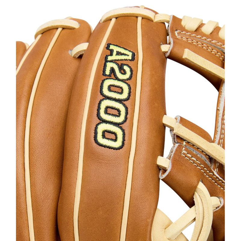 Wilson A2000 Classic Series 1975 Baseball Glove Saddle Tan / Blonde