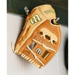 Wilson A2000 Classic Series 1975 Baseball Glove Saddle Tan / Blonde