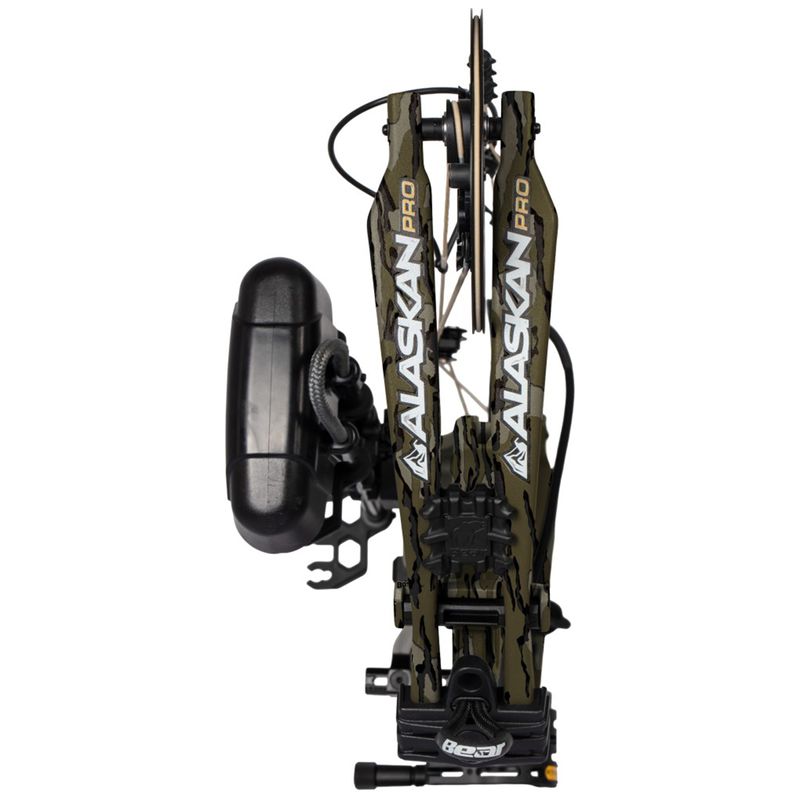 Bear Archery Alaskan Pro RTH Compound Bow Package Mossy Oak Bottomland
