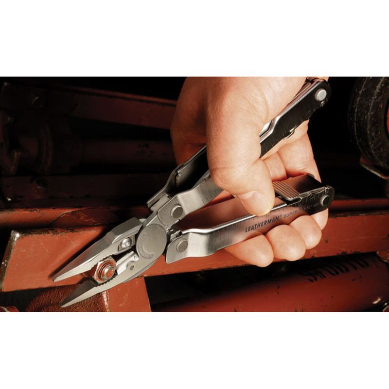Leatherman Super Tool 300 Multi-Tool Peg