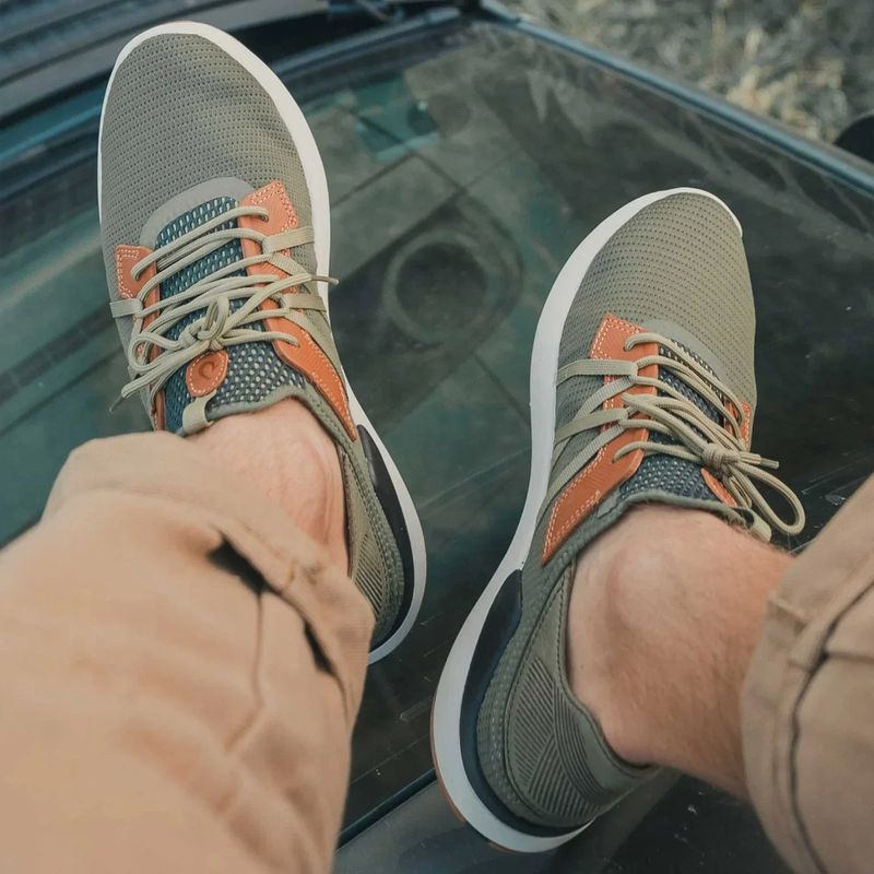 OluKai Mio Li Athletic Shoe - Men's Hunter / Lava Rock