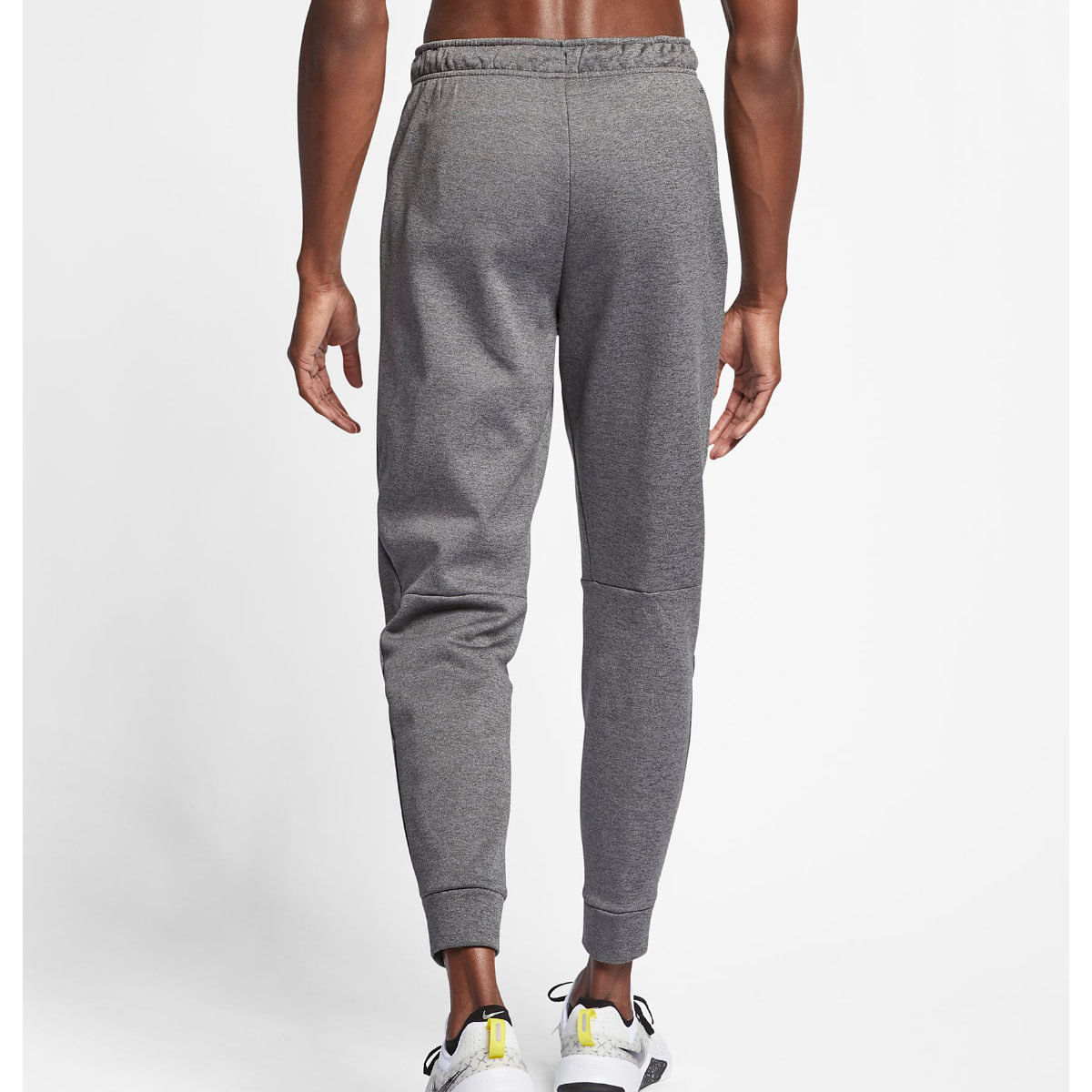 nike therma training pants